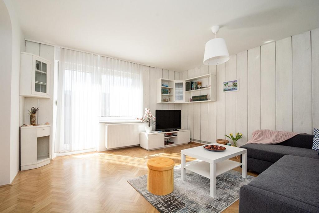 Magnolia Apartment - Free Private Parking Ljubljana Eksteriør bilde